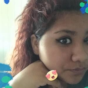 Meet your Posher, Lorena